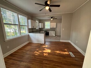 3428 Rosewood Dr in Columbia, SC - Building Photo - Building Photo