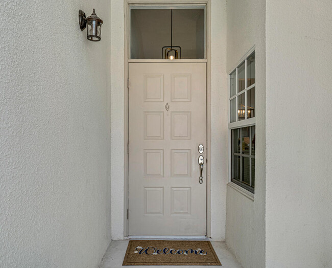 225 Cypress Point Dr in Palm Beach Gardens, FL - Foto de edificio - Building Photo