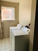 412 Prince Rd in Windsor, ON - Building Photo - Building Photo