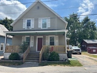 41 Moody St