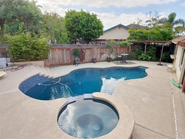 945 Begonia Ct in Carlsbad, CA - Building Photo - Building Photo