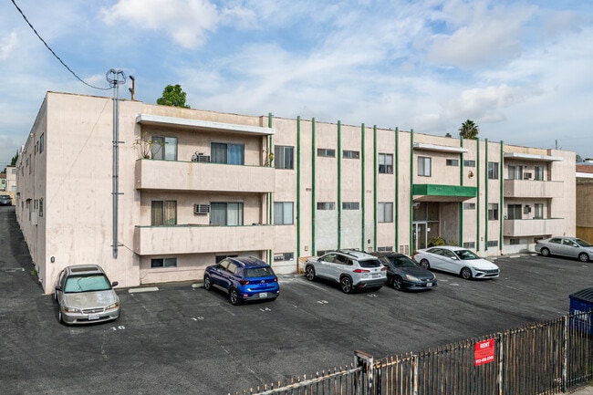 Crest View Apartments