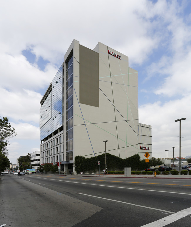 The Summit on Sixth in Los Angeles, CA - Building Photo - Building Photo