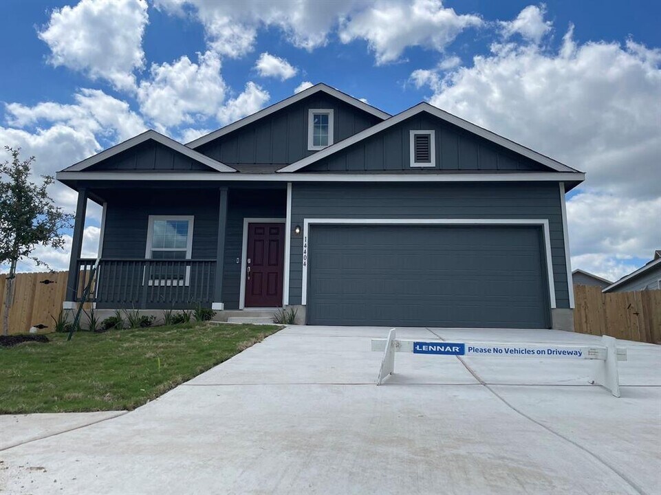 14404 Dora Amellia Cv in Pflugerville, TX - Building Photo