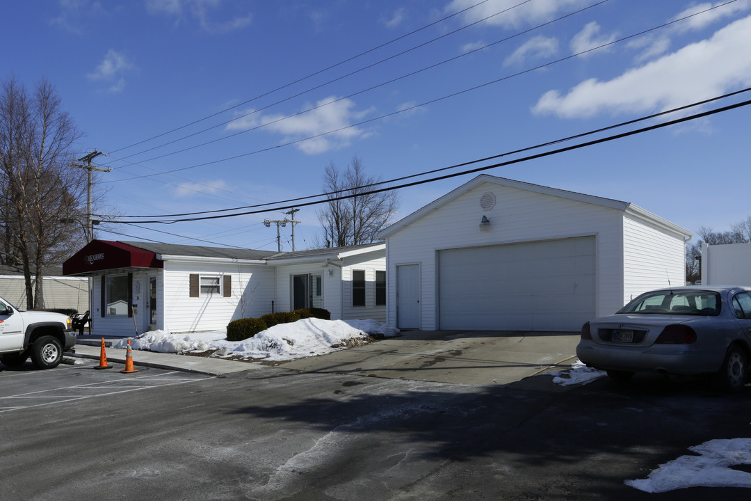 Meadows MHC in Nappanee, IN - Building Photo