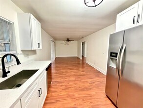 1434 SE Concha St in Port St. Lucie, FL - Building Photo - Building Photo