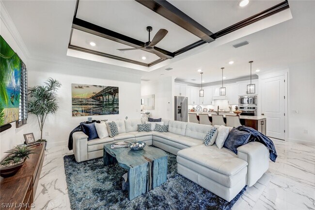 6770 Pennyroyal Dr in Naples, FL - Building Photo - Building Photo