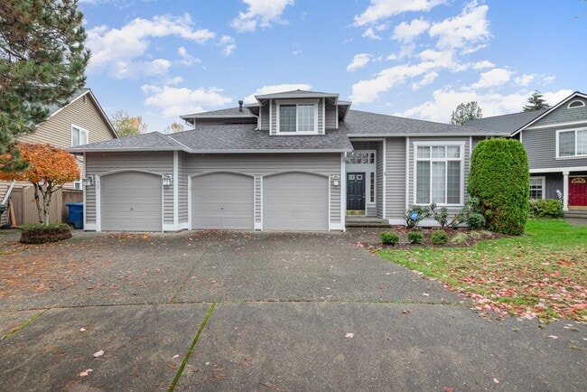 property at 4311 NE 9th Pl