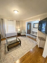 184 S Highland St, Unit 5 in West Hartford, CT - Building Photo - Building Photo