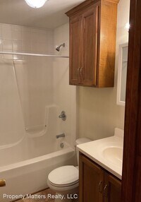 1111 Balthis Dr photo'