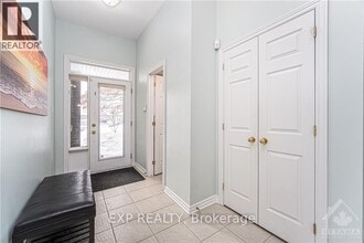 4163 Kelly Farm Dr in Ottawa, ON - Building Photo - Building Photo