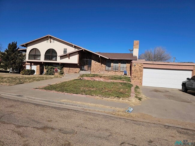 property at 1018 Fairmont Ct