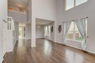 1012 Hamilton St in Shorewood, IL - Building Photo - Building Photo
