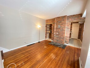 884-886 Hunter Ave, Unit 884 in Columbus, OH - Building Photo - Building Photo