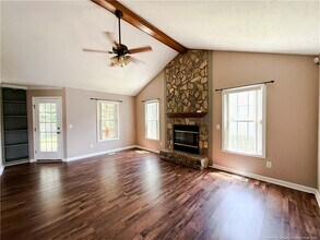 7232 Beaver Run Dr in Fayetteville, NC - Foto de edificio - Building Photo