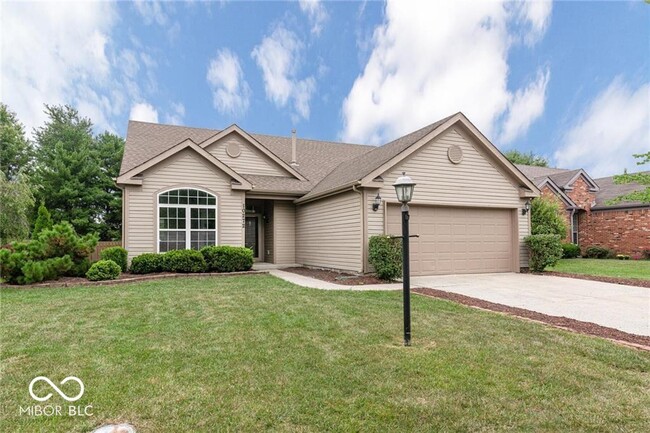 property at 10272 Lakeland Dr