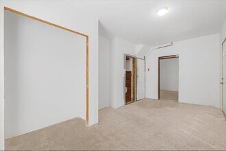 3249 Albany Post Rd in Buchanan, NY - Building Photo - Building Photo