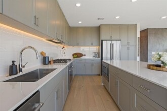 1600 S 1st St in Austin, TX - Building Photo - Building Photo
