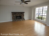 2527 Tahiti Ln photo'