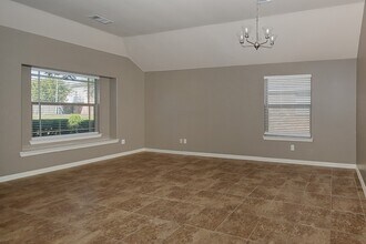 9606 Arched Oak Dr in Houston, TX - Building Photo - Building Photo