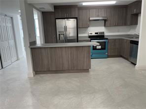 20516 NE 30th Pl in Aventura, FL - Building Photo