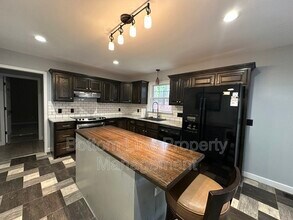 404 Wood Run in Sanford, NC - Building Photo - Building Photo