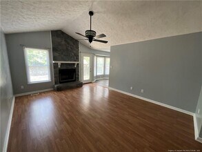 3355 Lubbock Dr in Hope Mills, NC - Building Photo - Building Photo