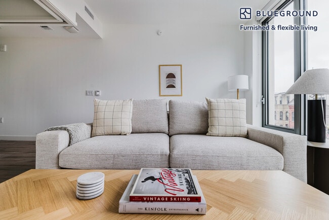 1 Florida Ave NE in Washington, DC - Foto de edificio - Building Photo