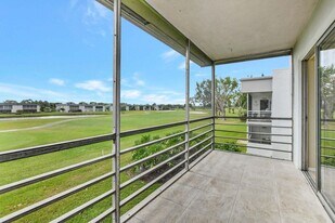187 Normandy Ln in Delray Beach, FL - Building Photo
