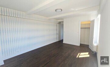 5 AVENUE in New York, NY - Building Photo - Building Photo