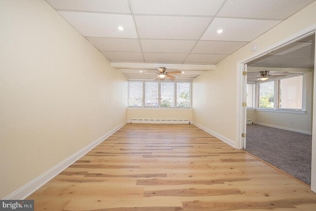 property at 1 S Valley Rd