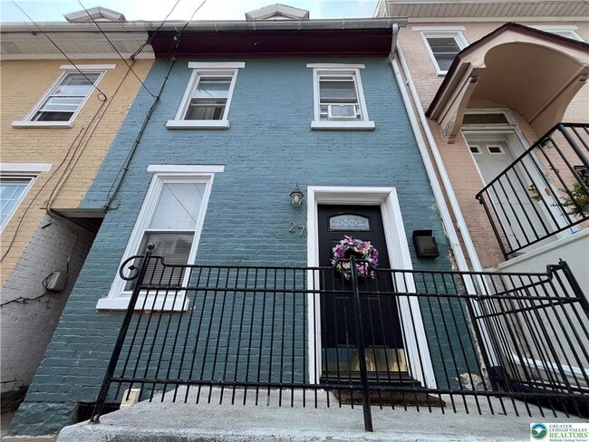 property at 27 N Warren St