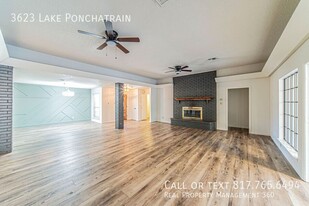 3623 Lake Pontchartrain Dr in Arlington, TX - Foto de edificio - Building Photo