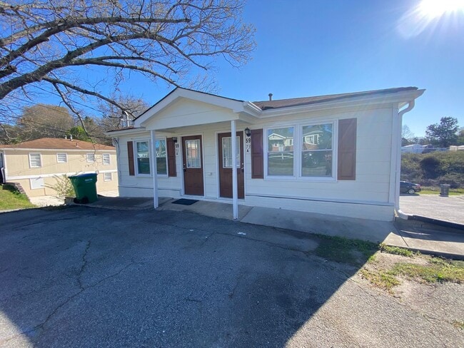 property at 5963 Peco Ln