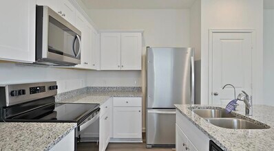 524 Halifax Ct in Conroe, TX - Foto de edificio - Building Photo
