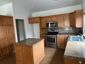 79045 Victoria Dr in La Quinta, CA - Building Photo - Building Photo