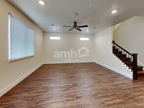 1005 Woodsome Ave in Kuna, ID - Foto de edificio - Building Photo