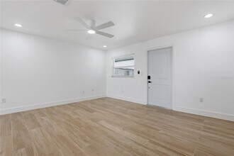 4460 Oakley St in Punta Gorda, FL - Building Photo - Building Photo