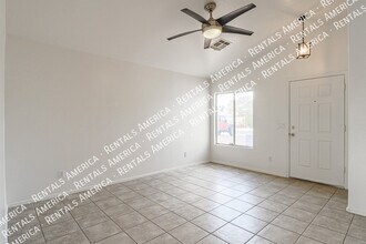 12043 W Windrose Dr in El Mirage, AZ - Building Photo - Building Photo