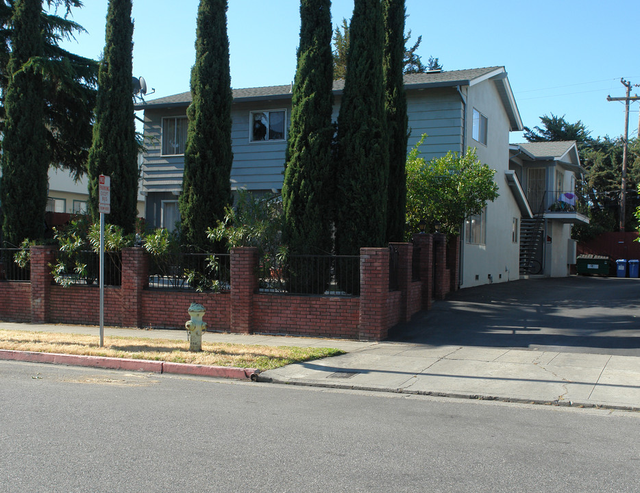 7230 Bark Lane in San Jose, CA - Building Photo