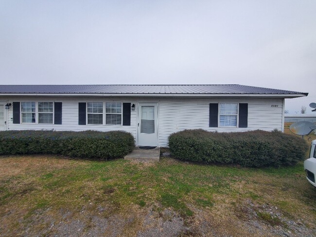 1136 W Grubb St in Hertford, NC - Building Photo - Building Photo