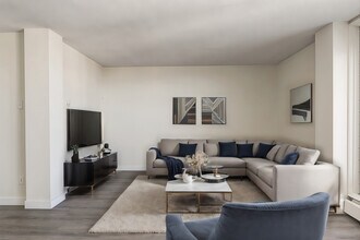 Fontana Place in Edmonton, AB - Building Photo - Building Photo