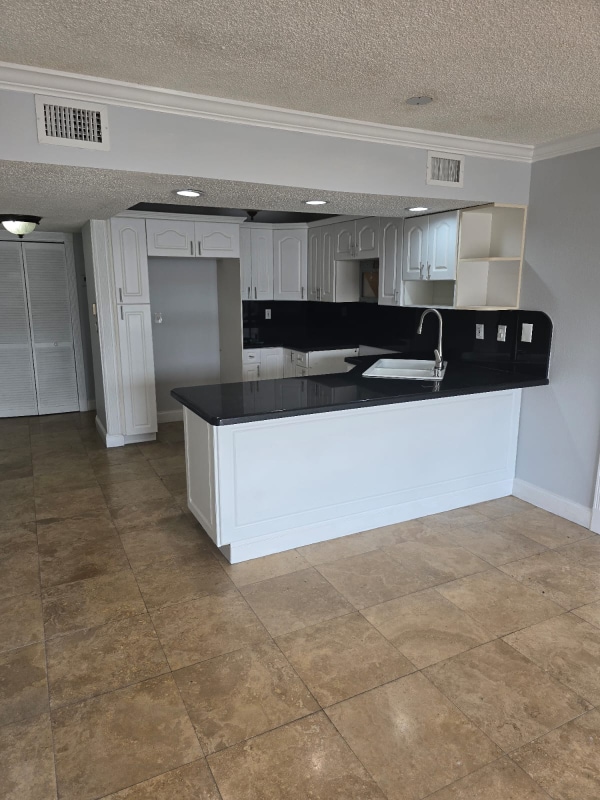 3522 NE 171 St in Miami, FL - Building Photo - Building Photo