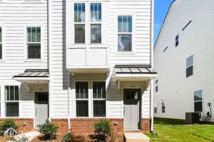 344 McCrorey Ave in Charlotte, NC - Building Photo