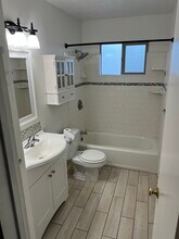 170 Casa St, Unit Apt. A in San Luis Obispo, CA - Foto de edificio - Building Photo