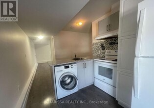 23 Denistoun St in Welland, ON - Building Photo - Building Photo
