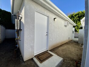 4069 Sawtelle Blvd, Unit A in Culver City, CA - Building Photo - Building Photo