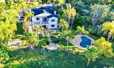 4165 Elm View in Los Angeles, CA - Building Photo - Building Photo