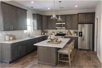 431 Broad St, Unit Second Floor -2 in Carlstadt, NJ - Building Photo - Building Photo