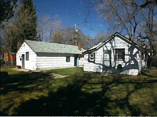 1018 E 20th St in Cheyenne, WY - Foto de edificio